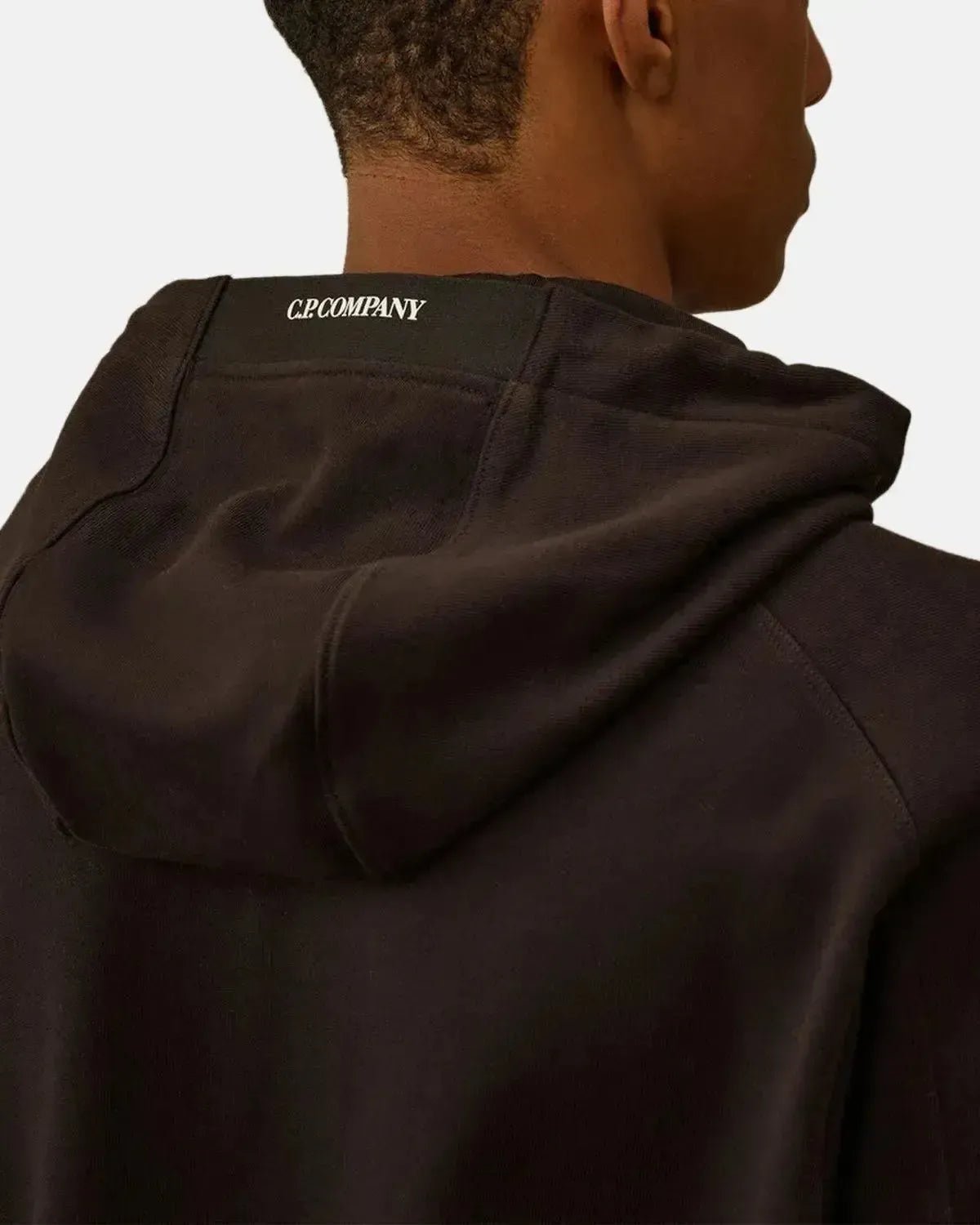 CP COMPANY MENS DIAGONAL RAISED FLEECE LENS HOODIE BLACK | Studio DOS