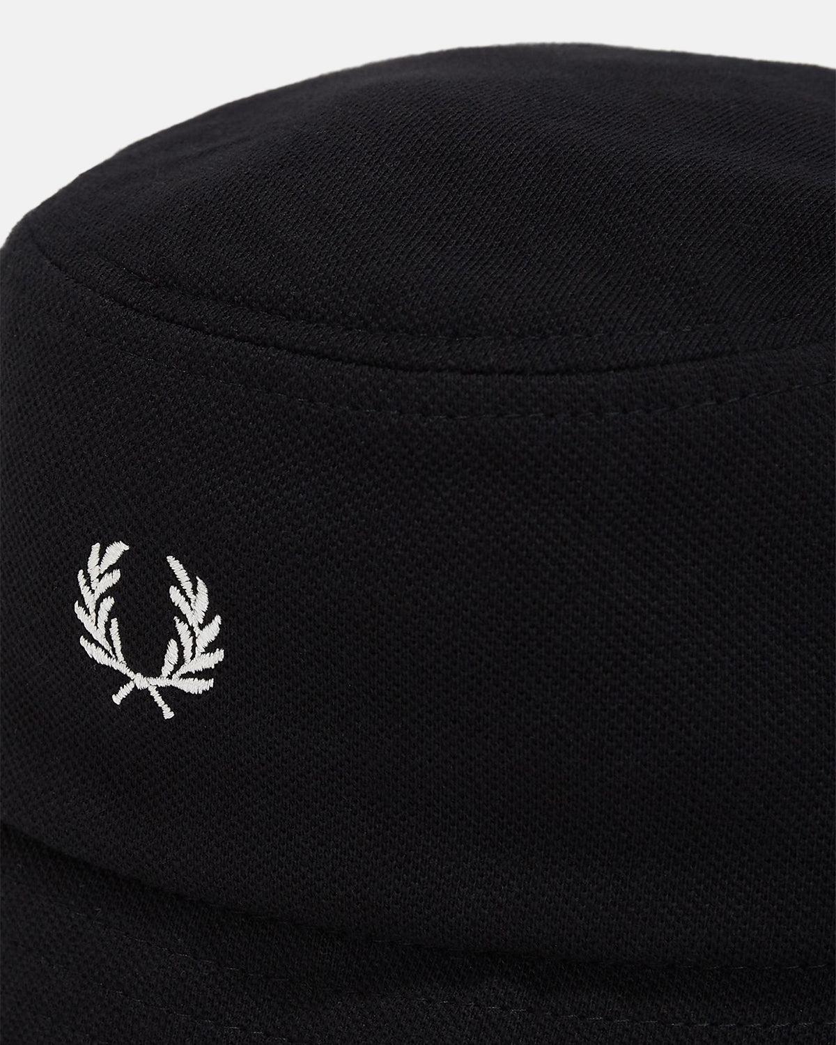 FRED PERRY CLASSIC PIQUE BUCKET HAT BLACK | Studio DOS