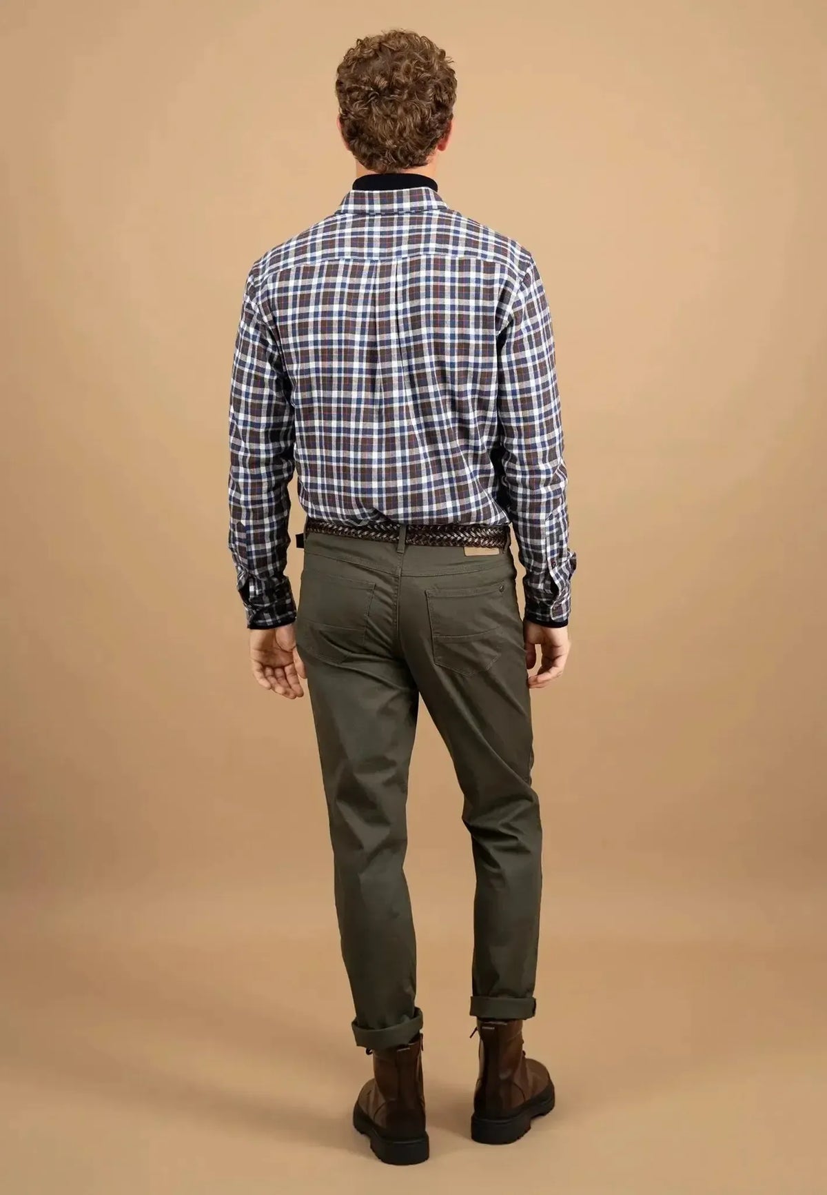 Fynch - Hatton Mens Premium Flannel Check Button Down Shirt Dark Chocolate | Studio DOS