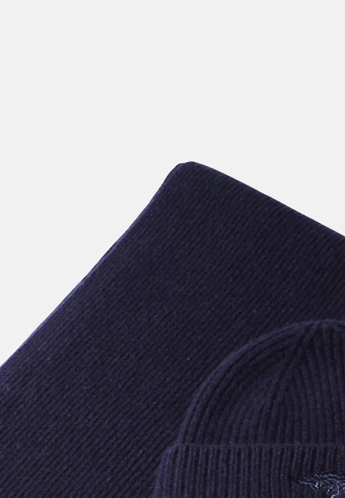 Fynch - Hatton Pure Pure Wool Beanie & Scarf Set Navy | Studio DOS