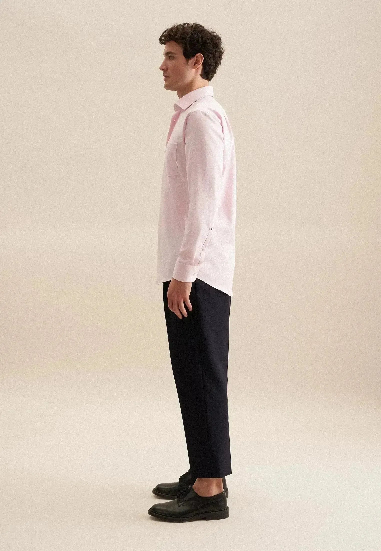 Seidensticker Mens Regular Fit No Iron Business Kent Contrast Patch Business Shirt Pink | Studio DOS