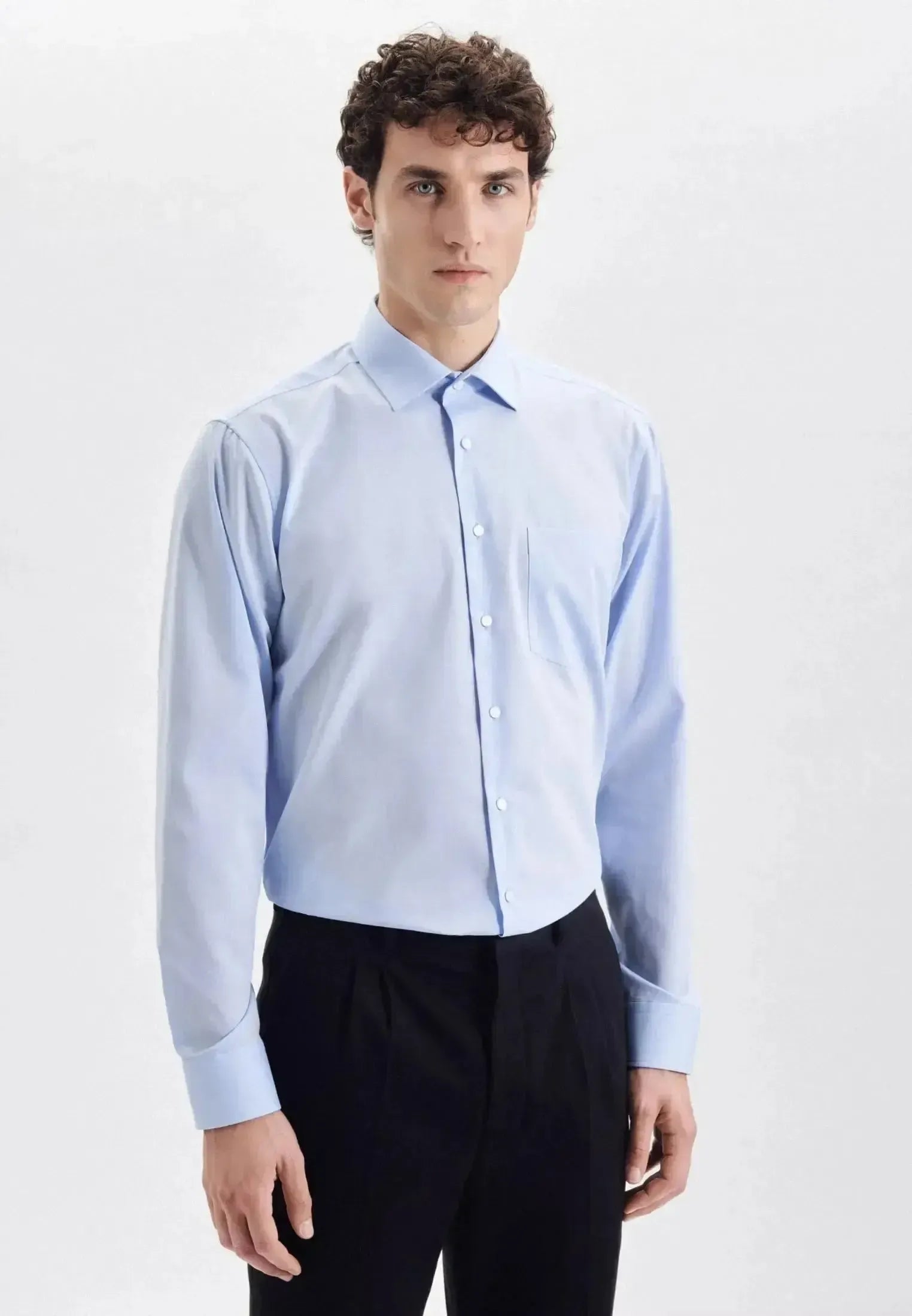 Seidensticker Mens Regular Fit No Iron Kent Collar Business Shirt Light Blue | Studio DOS