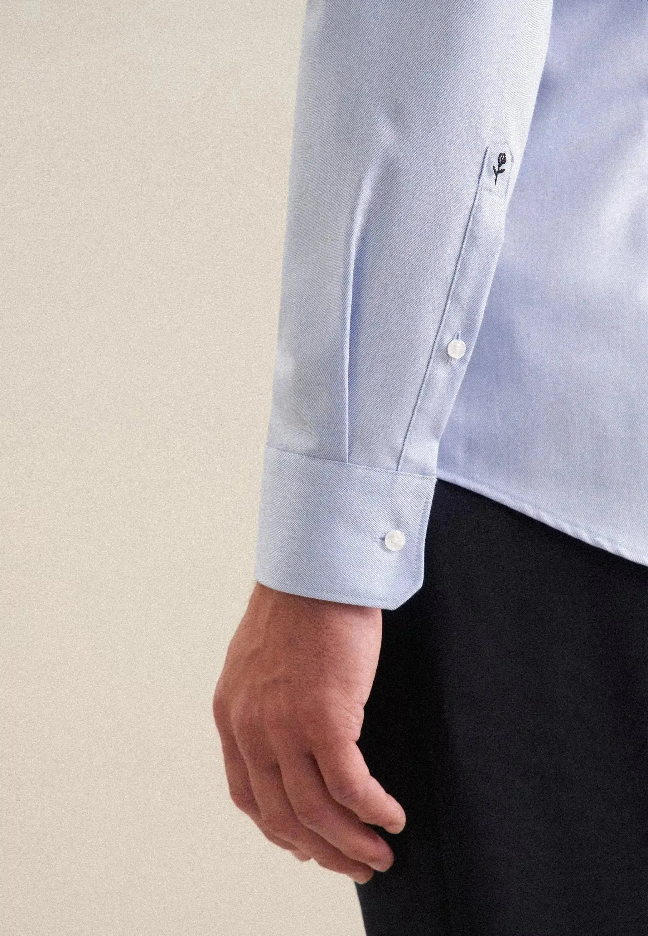 Seidensticker Mens Regular Fit No Iron New Kent Combi Cuff Business Shirt Light Blue | Studio DOS