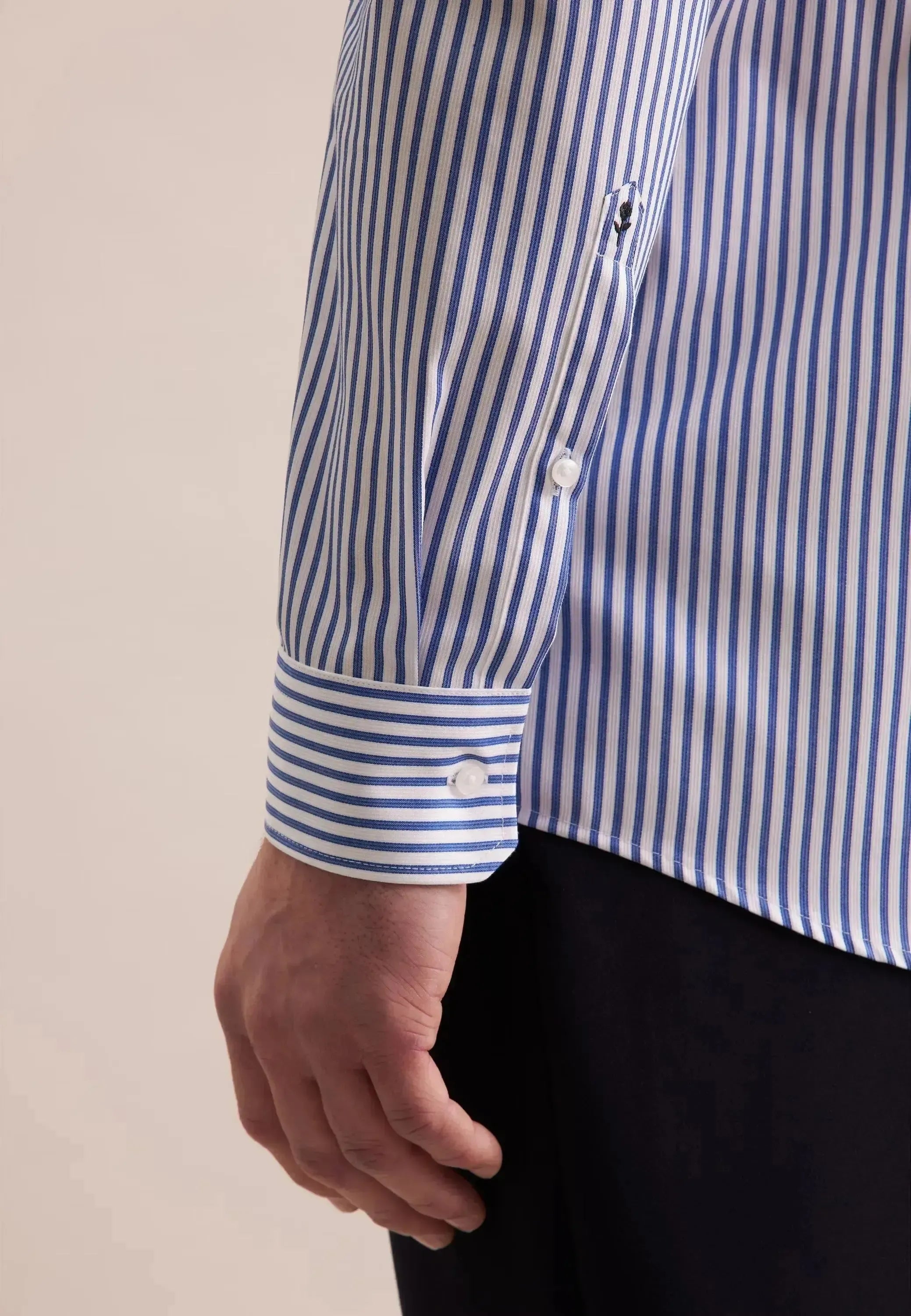 Seidensticker Mens Regular Fit No Iron Spread Kent Structured Stripe Business Shirt Mid Blue | Studio DOS