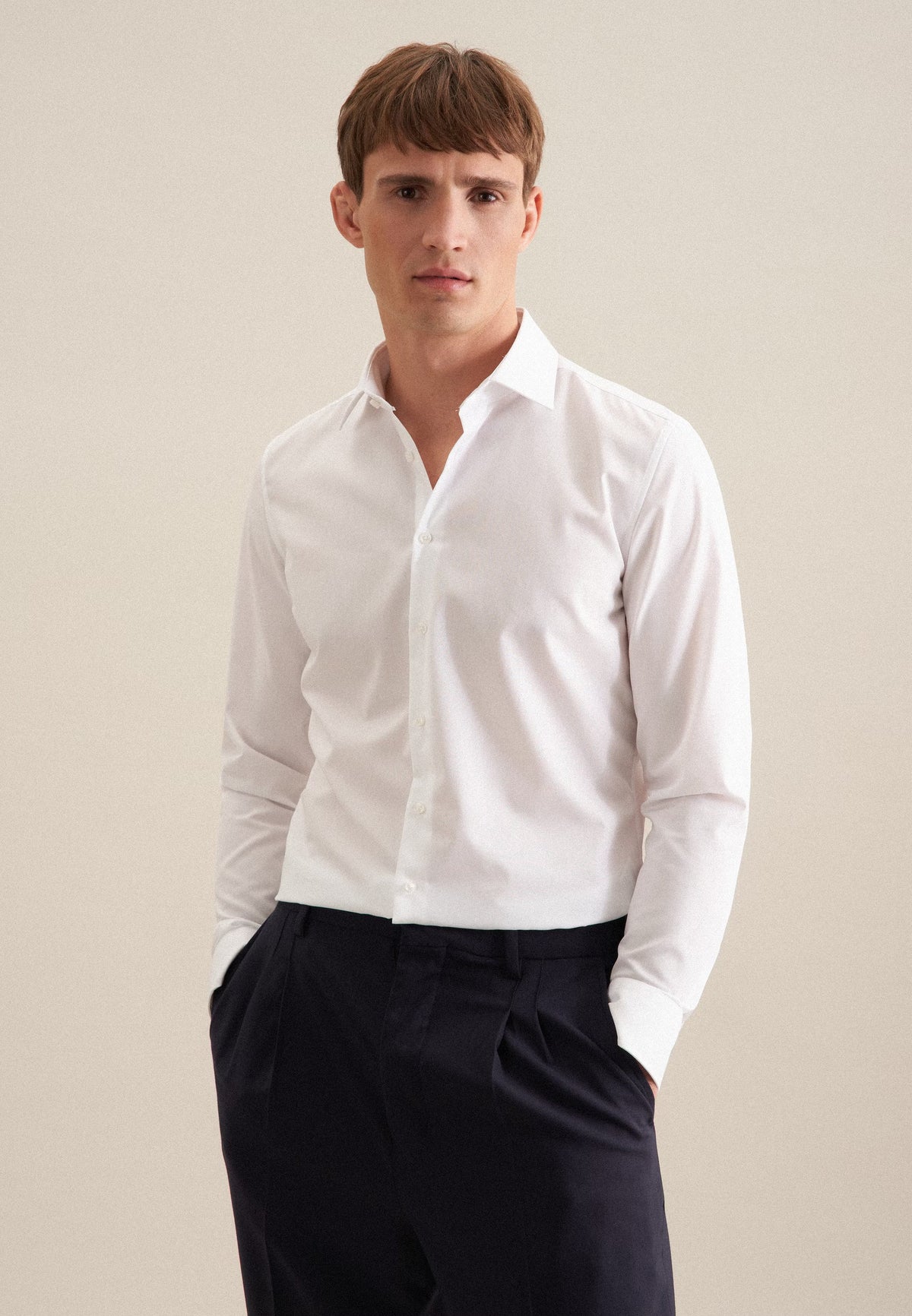 Seidensticker Mens Shaped Fit No Iron Kent Collar Business Shirt White | Studio DOS