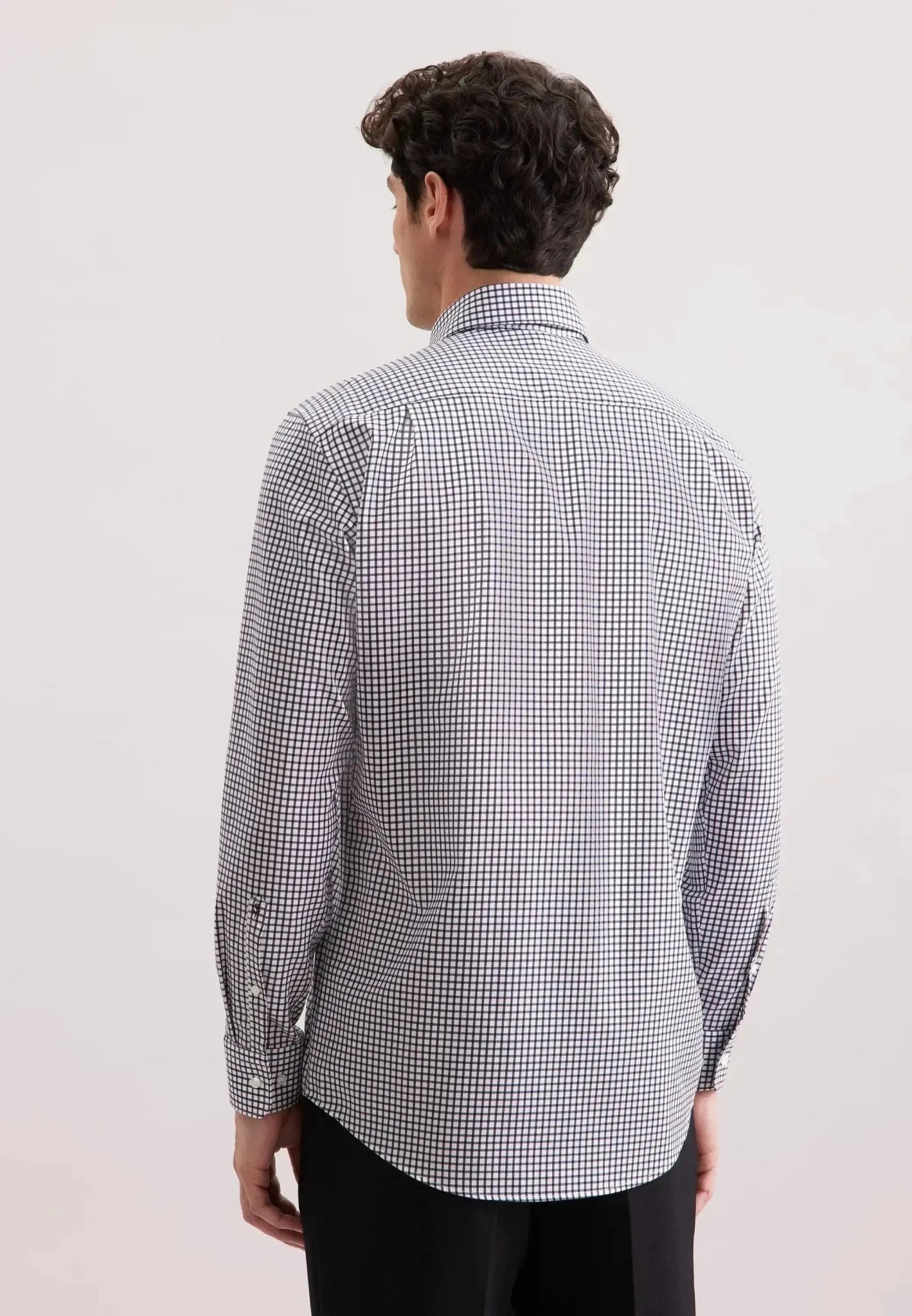 Seidensticker Regular Fit No Iron Covered Button Down Check Business Shirt Dark Blue | Studio DOS