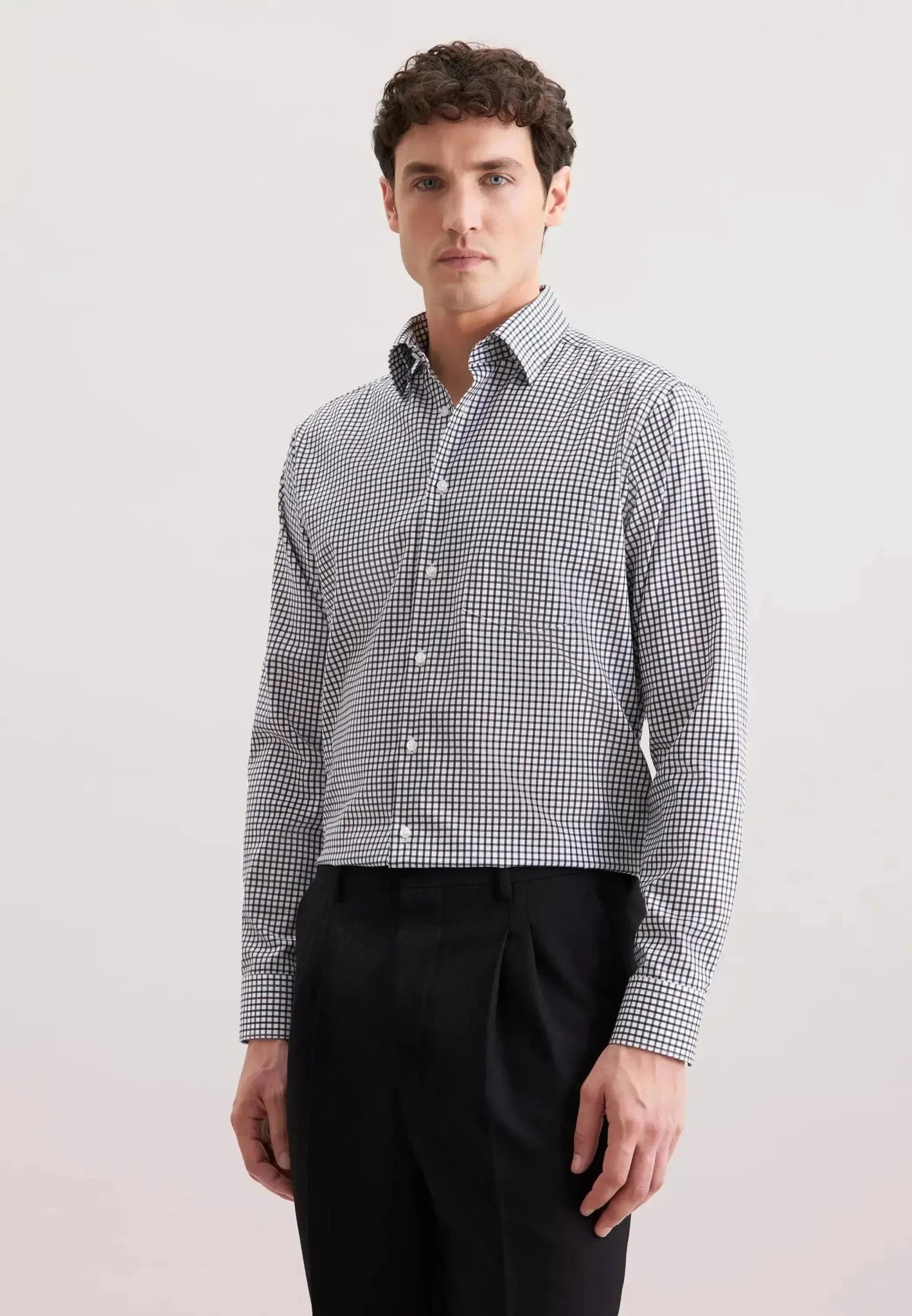 Seidensticker Regular Fit No Iron Covered Button Down Check Business Shirt Dark Blue | Studio DOS