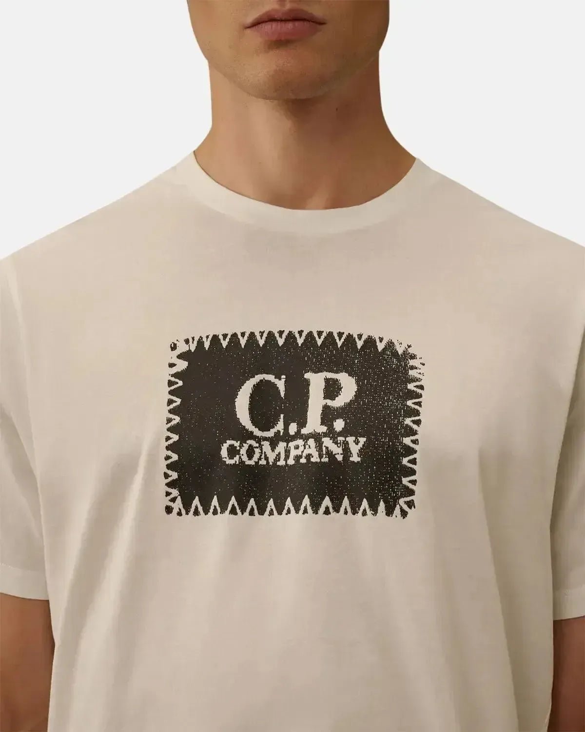 CP COMPANY MENS 30/1 JERSEY LABEL LOGO T - SHIRT GAUZE WHITE | Studio DOS