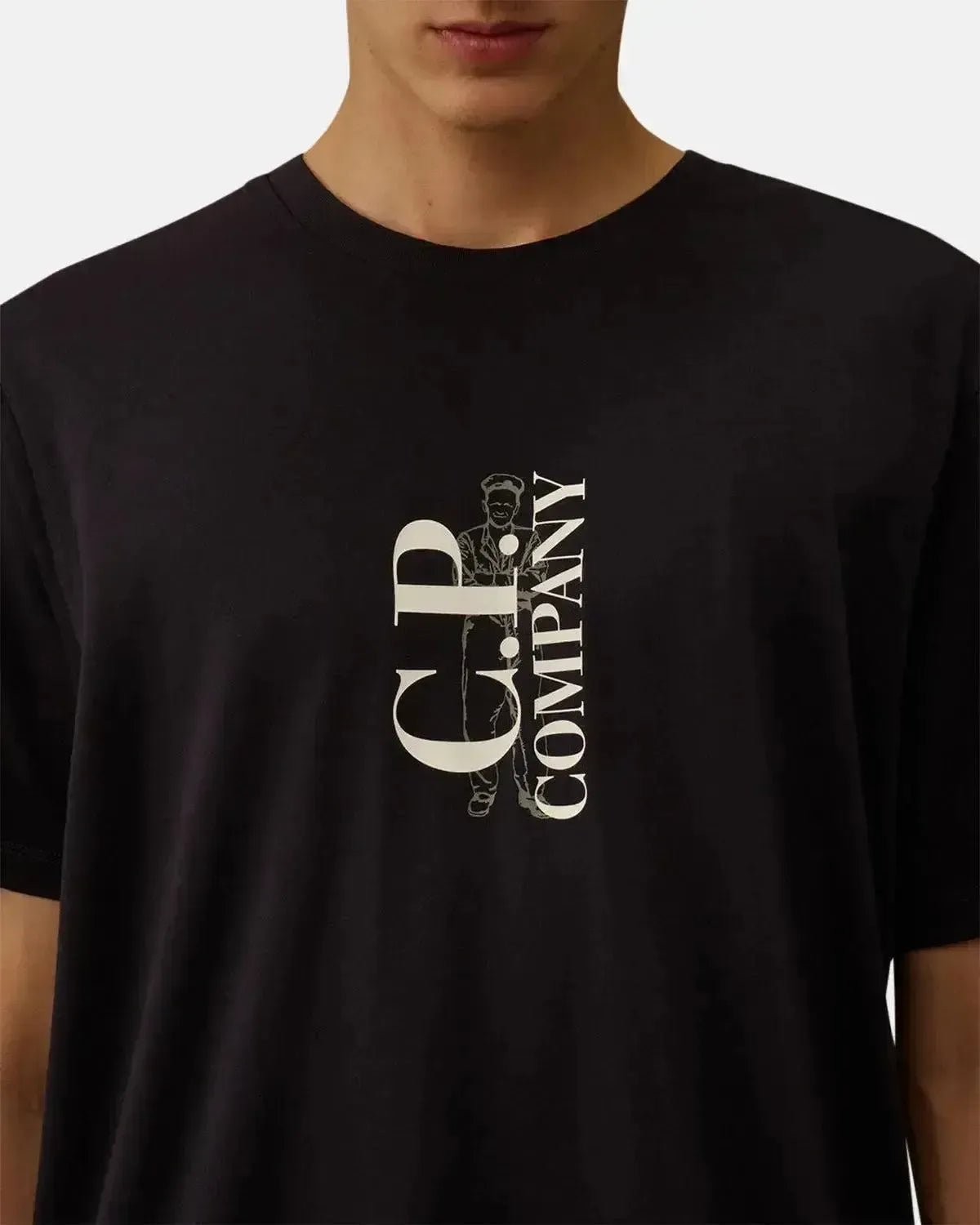 CP COMPANY MENS 30/1 JERSEY VERTICAL LOGO T - SHIRT TOTAL ECLIPSE | Studio DOS
