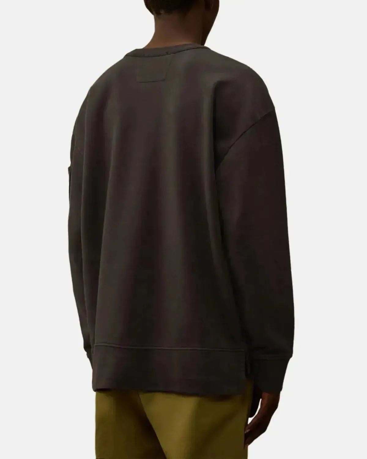 CP COMPANY MENS BRUSHED AND EMERIZED DIAGONAL RAISED FLEECE BOXY SWEAT DARK SHADOW GREY | Studio DOS