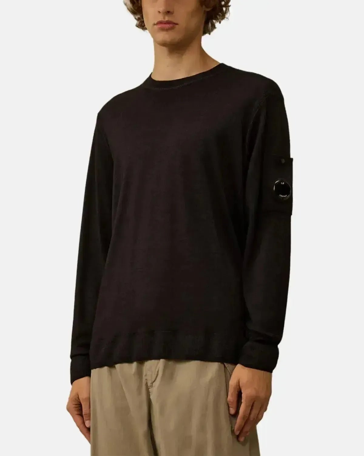 CP COMPANY MENS MERINO WOOL LENS DETAIL CREWNECK KNIT BLACK | Studio DOS