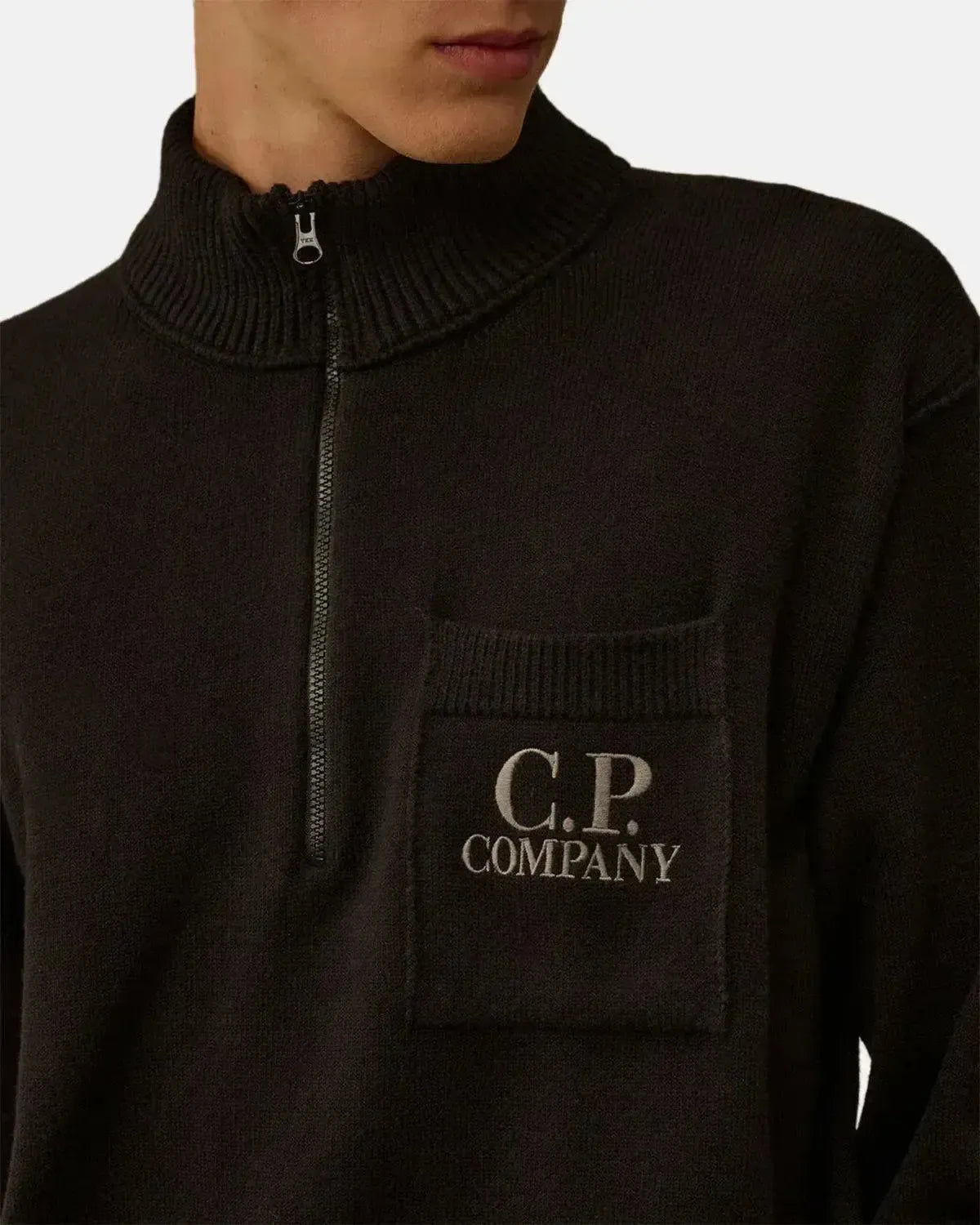 CP COMPANY MENS SOFT COTTON STRETCH CHEST POCKET 1/4 ZIP KNIT BLACK | Studio DOS