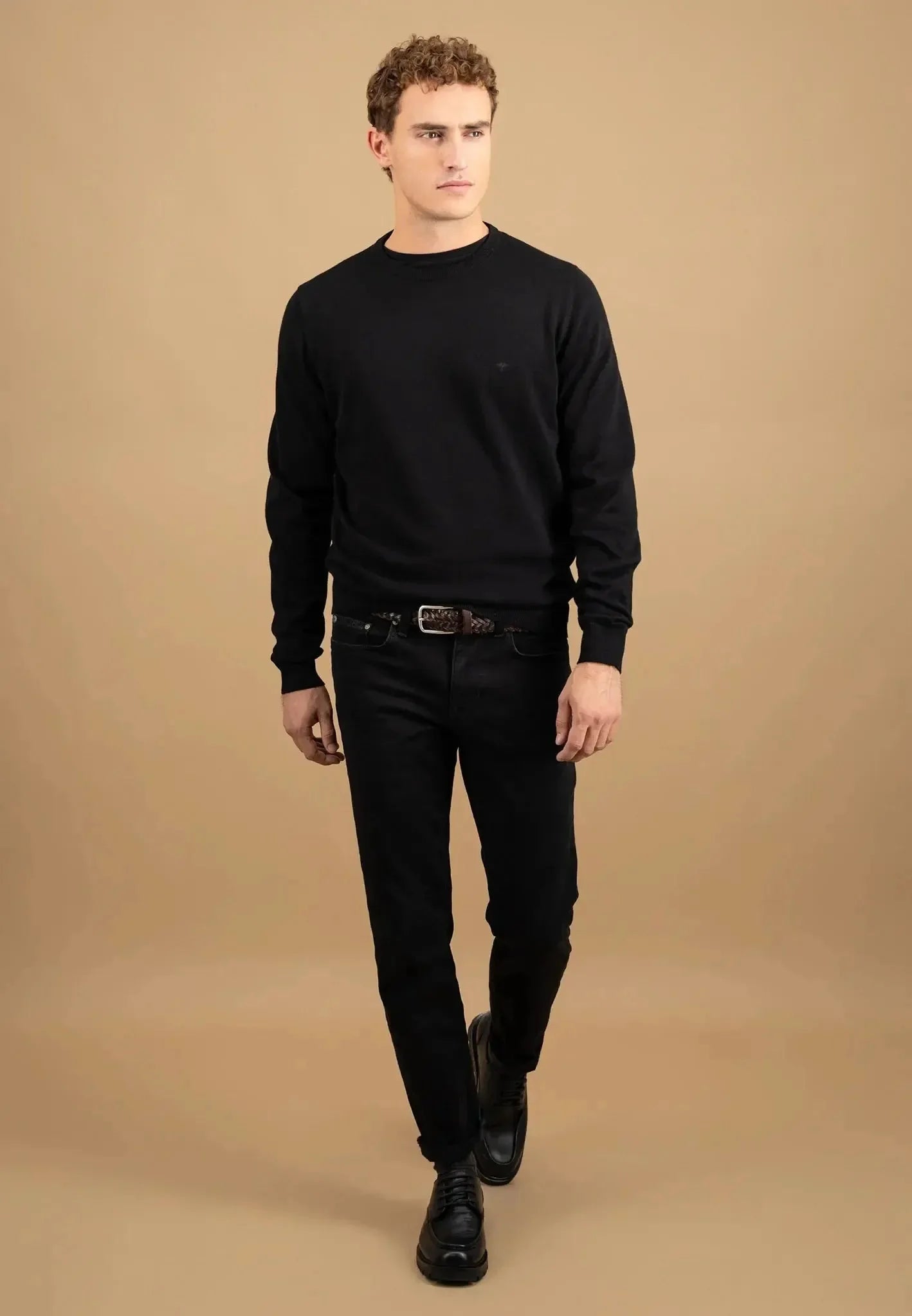 Fynch - Hatton Fine Knit Cotton Crewneck Black | Studio DOS