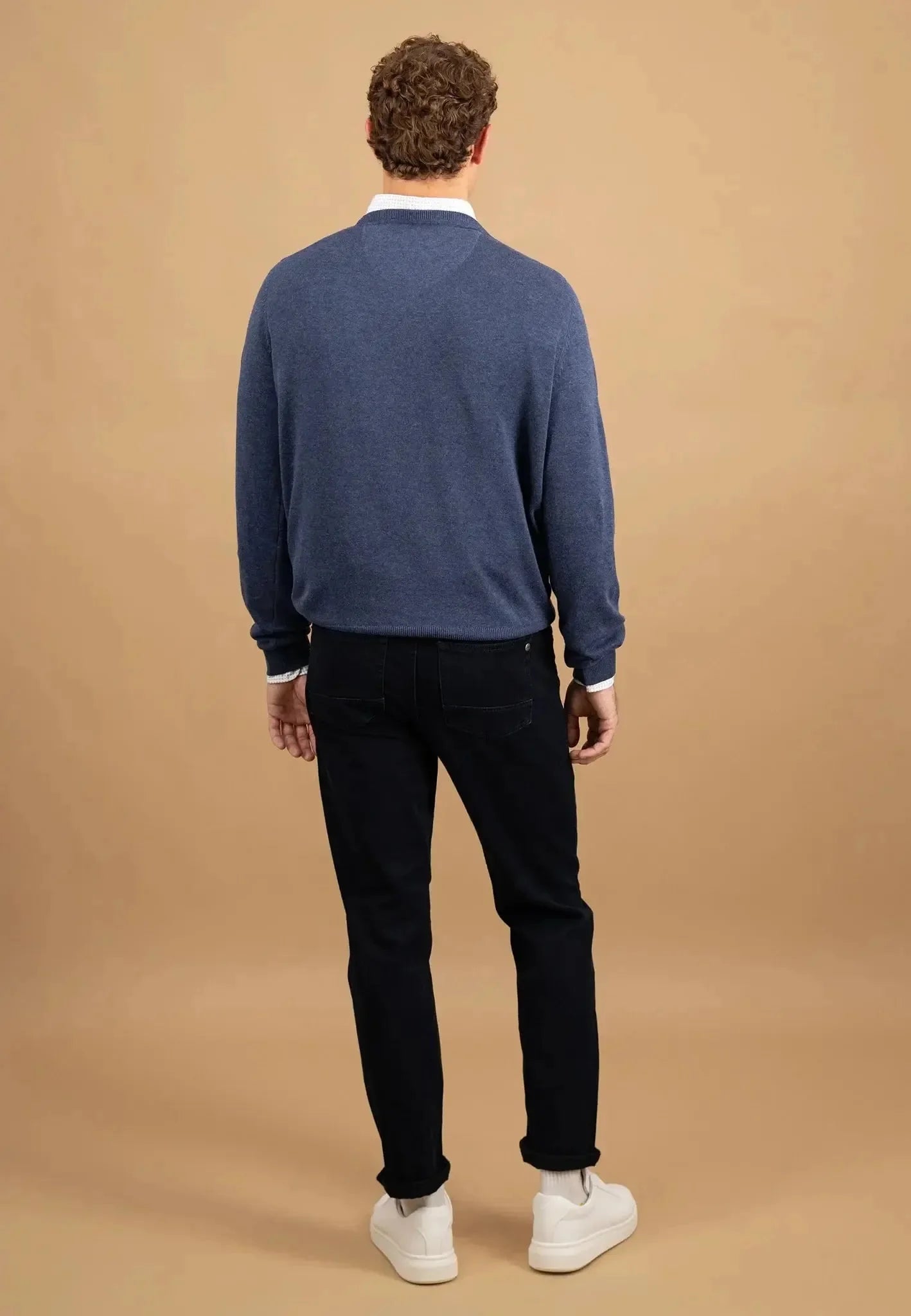 Fynch - Hatton Fine Knit Cotton Crewneck Night | Studio DOS