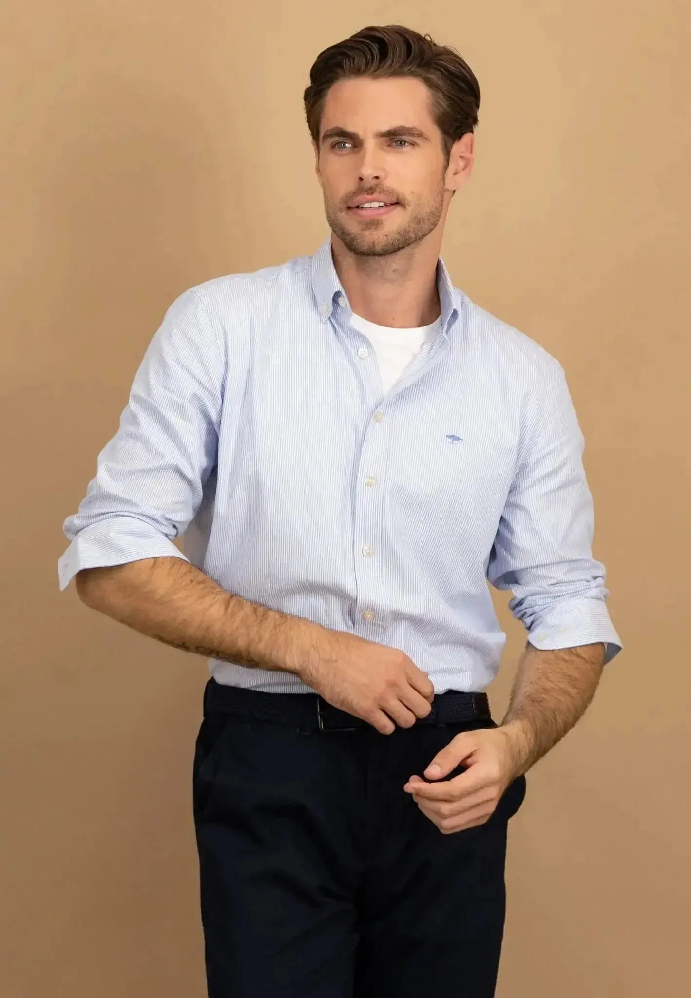 Fynch - Hatton Mens Fine Oxford Stripe Button Down Shirt Crystal Blue | Studio DOS