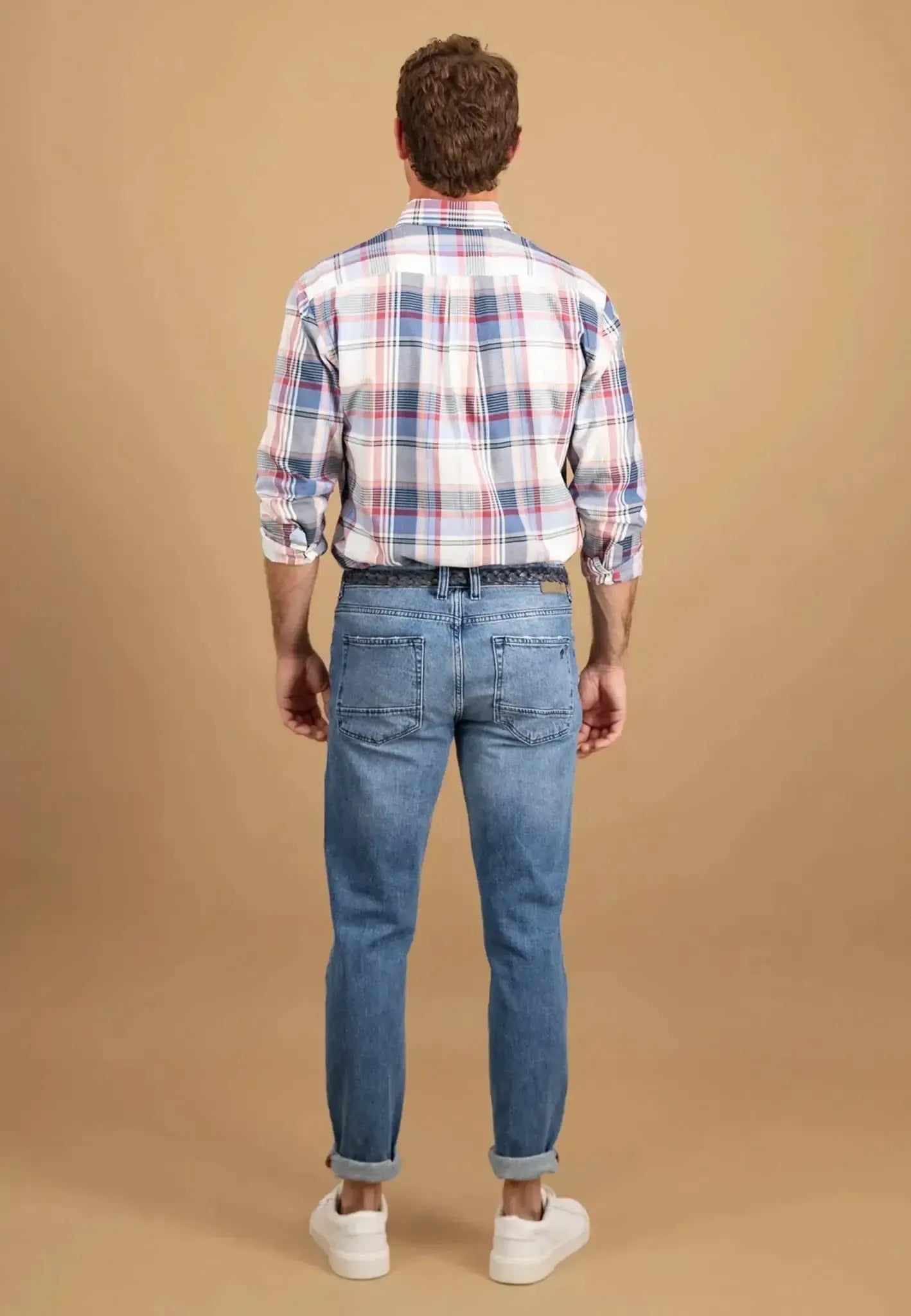 Fynch - Hatton Multicoloured Washed Oxford B.D. Shirt Berry | Studio DOS