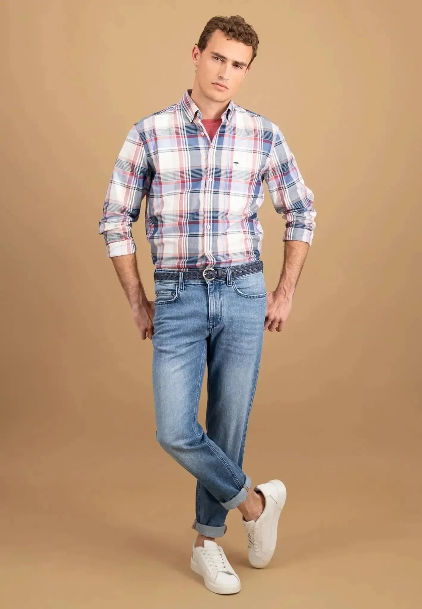 Fynch - Hatton Multicoloured Washed Oxford B.D. Shirt Berry | Studio DOS