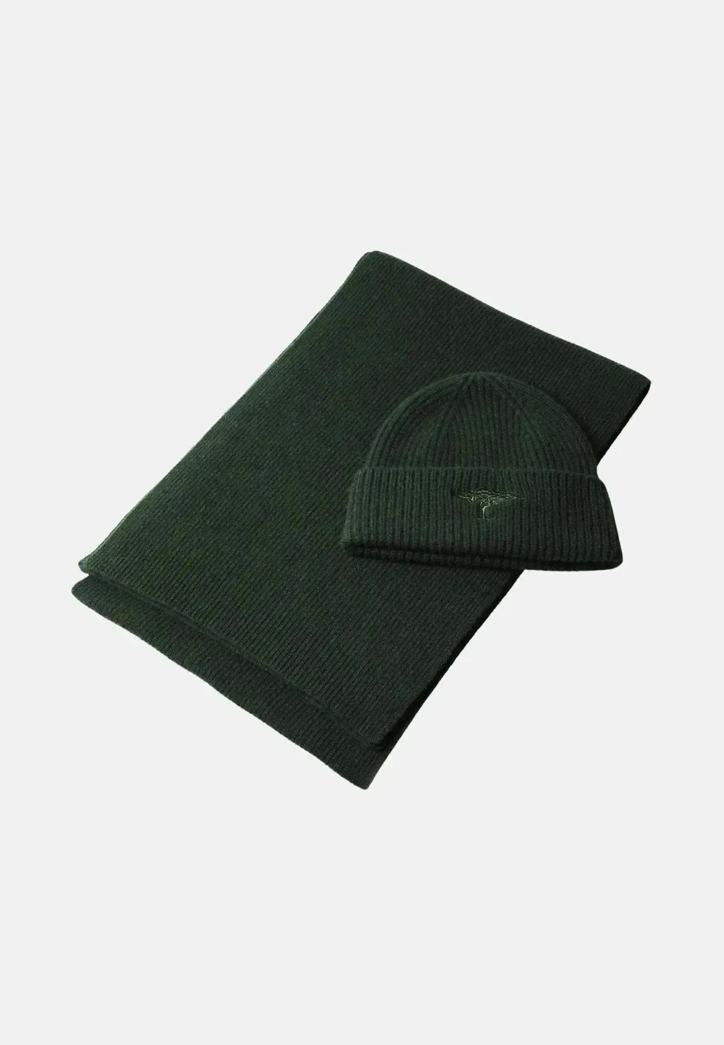 Fynch - Hatton Pure Wool Beanie & Scarf Set Dark Leaf | Studio DOS