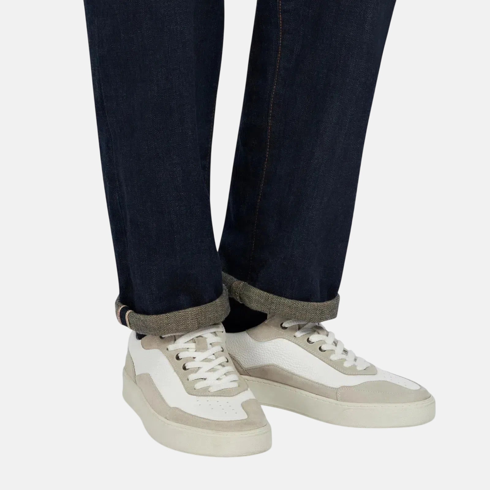 Harrys Of London Finch Suede Soft Milled Calf Trainer White | Studio DOS