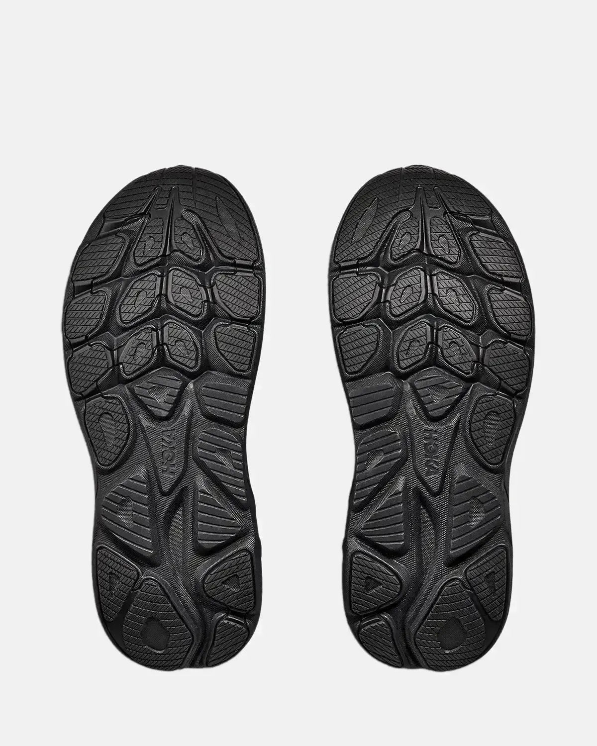 HOKA MENS CLIFTON 10 TRAINERS BLACK BLACK | Studio DOS