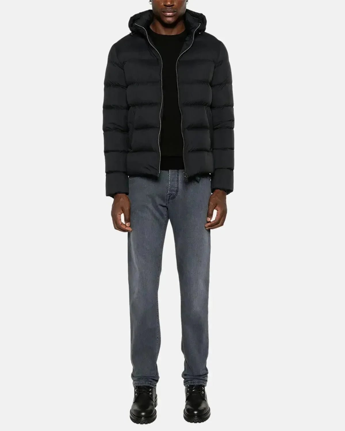RALPH LAUREN SLIM FIT WASHABLE WOOL CREWNECK JUMPER BLACK | Studio DOS