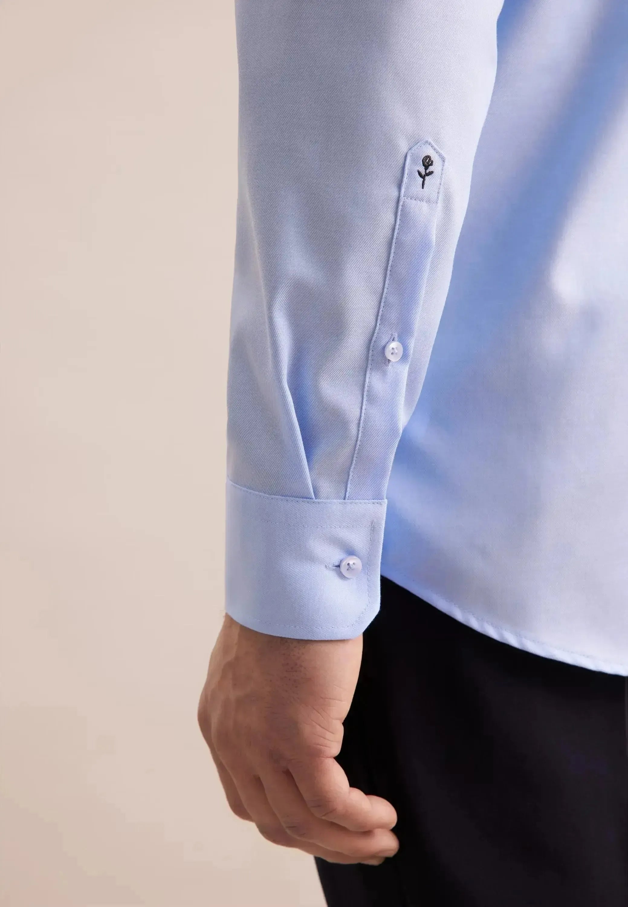 Seidensticker Mens Regular Fit No Iron Business Kent Contrast Patch Business Shirt Light Blue | Studio DOS