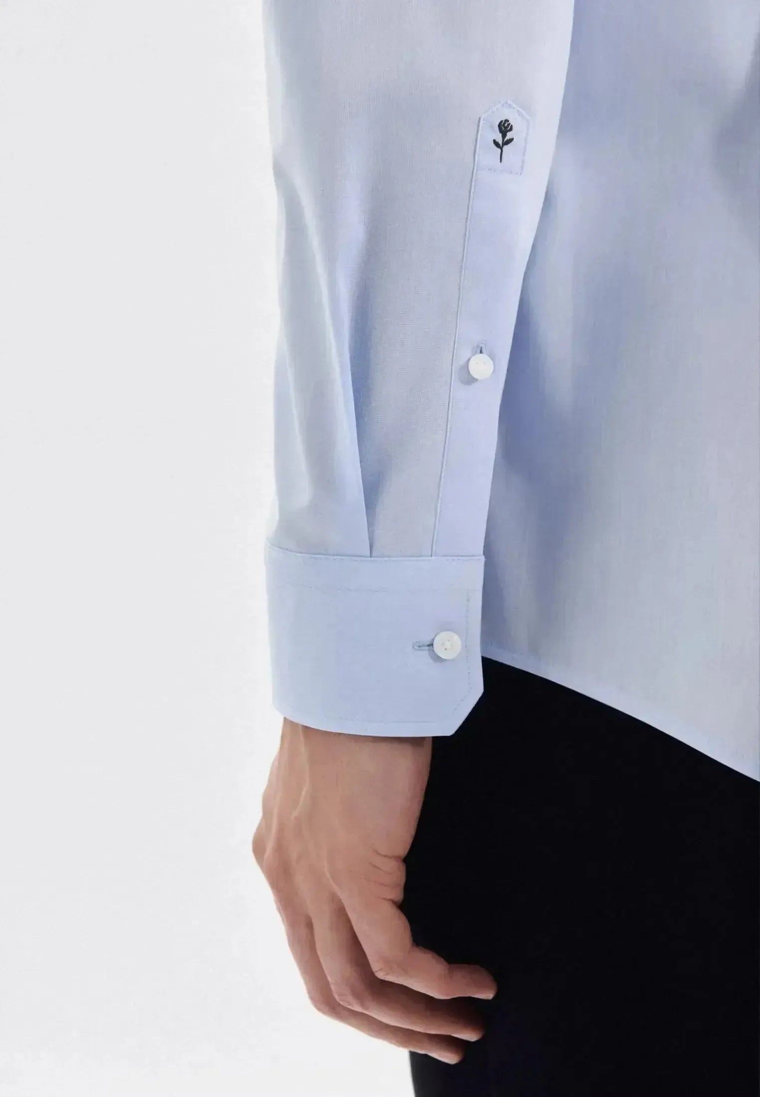 Seidensticker Mens Regular Fit No Iron Kent Collar Business Shirt Light Blue | Studio DOS