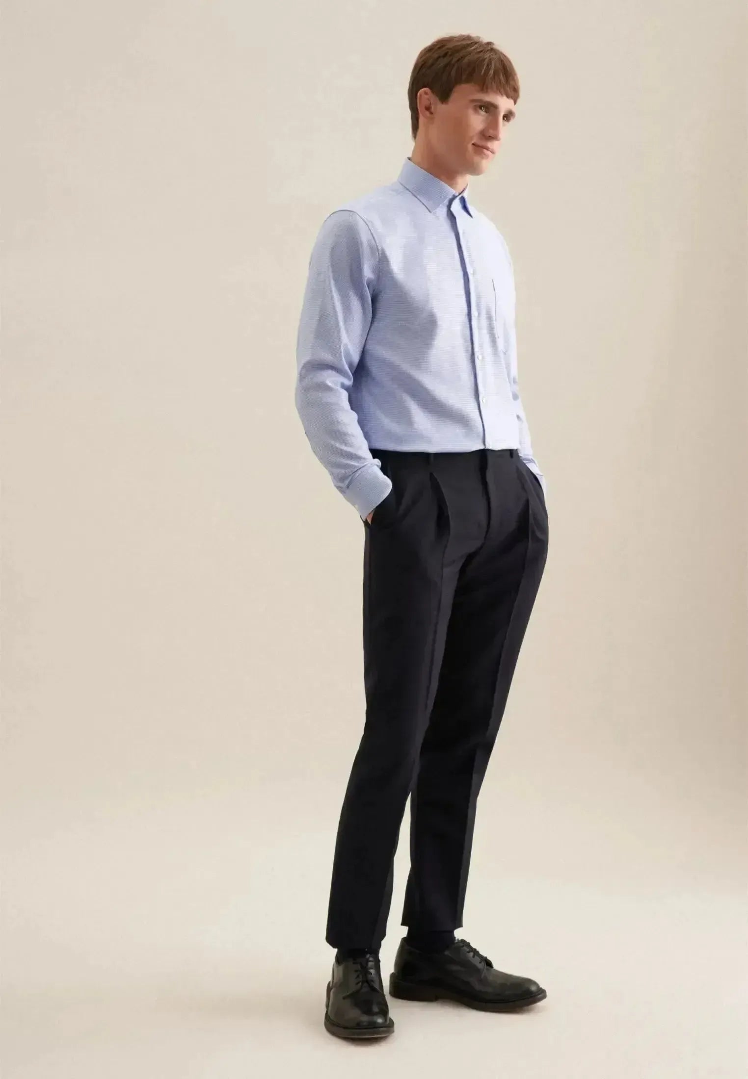 Seidensticker Mens Regular Fit No Iron New Kent Structured Business Shirt Light Blue | Studio DOS
