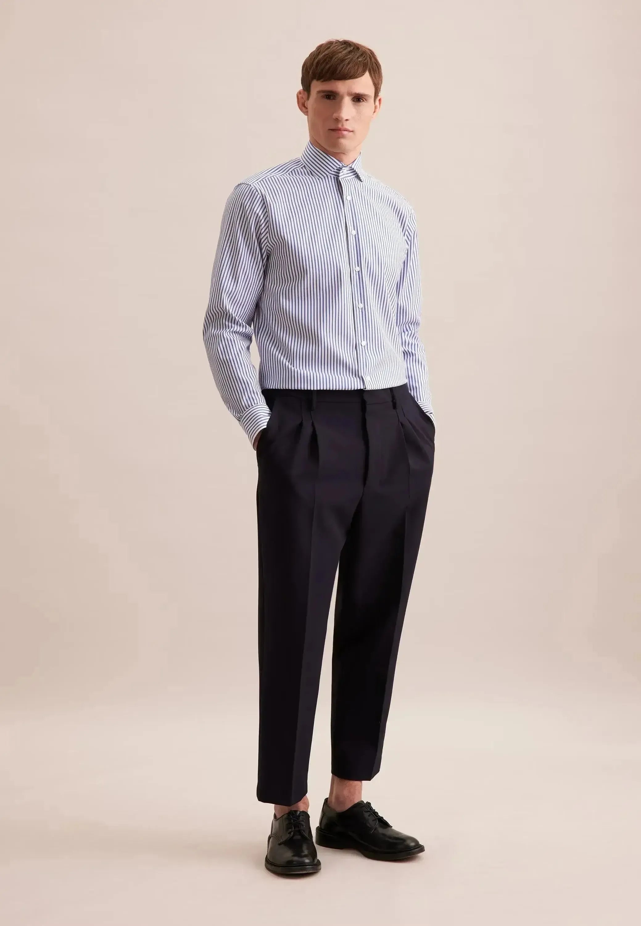 Seidensticker Mens Regular Fit No Iron Spread Kent Structured Stripe Business Shirt Mid Blue | Studio DOS