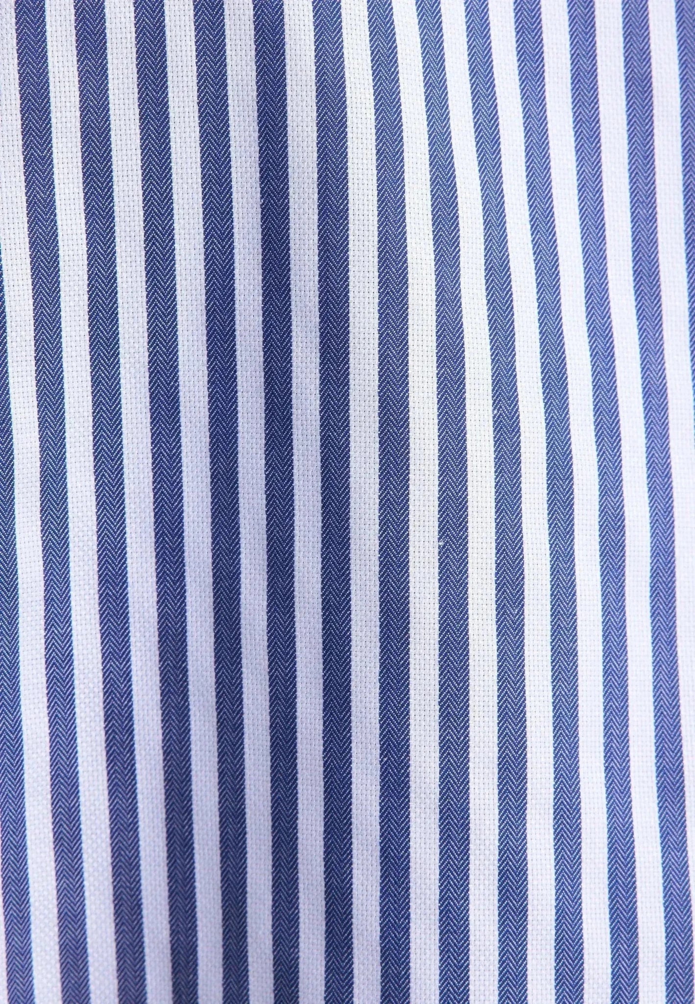 Seidensticker Regular Fit No Iron Spread Kent Structured Stripe Business Shirt Dark Blue | Studio DOS