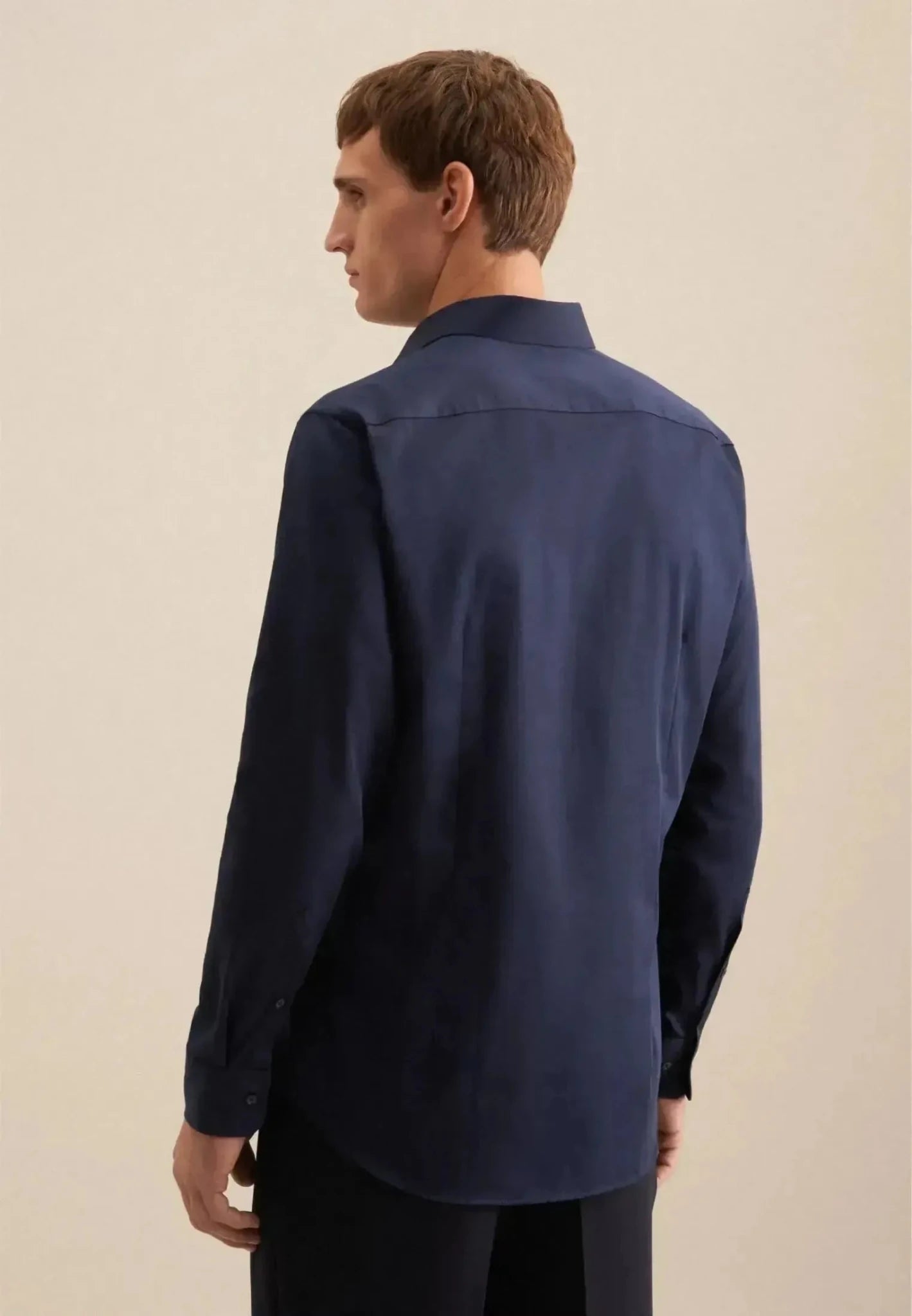 Seidensticker Shaped Fit Easy Iron New Kent Business Shirt Dark Blue | Studio DOS