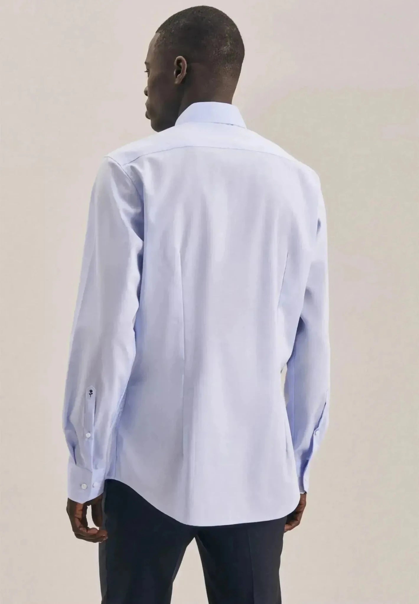 Seidensticker Shaped Fit No Iron Kent Collar Business Shirt Light Blue | Studio DOS