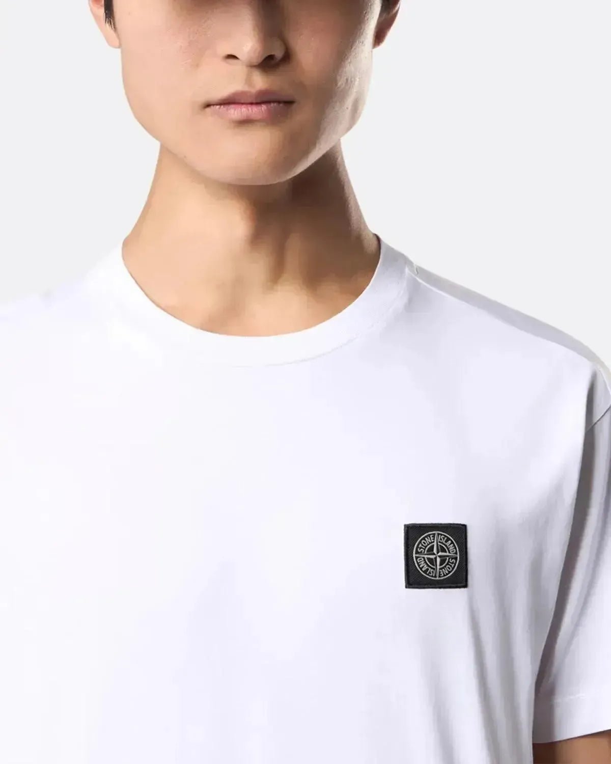 STONE ISLAND MENS 2100027 60/2 COTTON JERSEY SLIM FIT T - SHIRT WHITE | Studio DOS